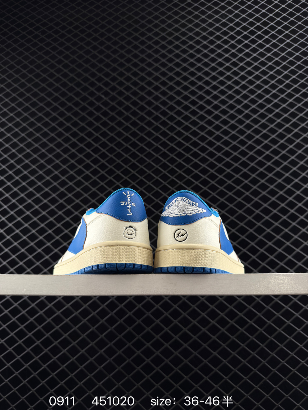 Travis Scott x Air Jordan 1 Low 